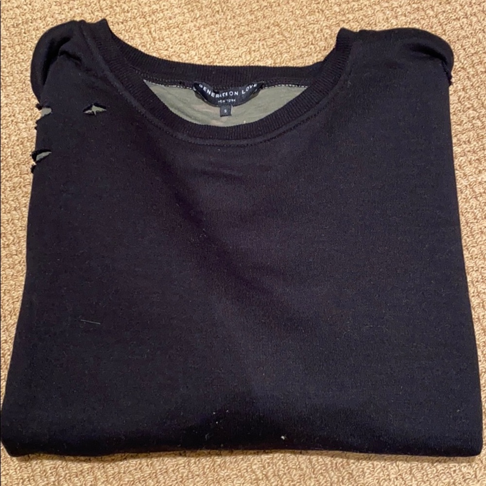 Sweatshirt